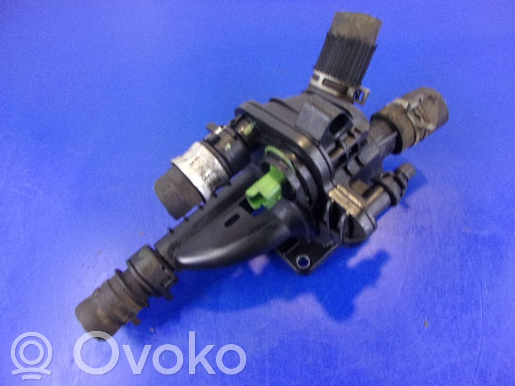 Peugeot 208 I Termostat/carcasă termostat 
