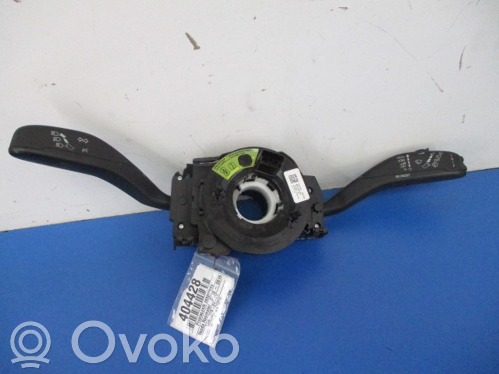 Skoda Roomster (5J) Autres commutateurs / boutons / leviers