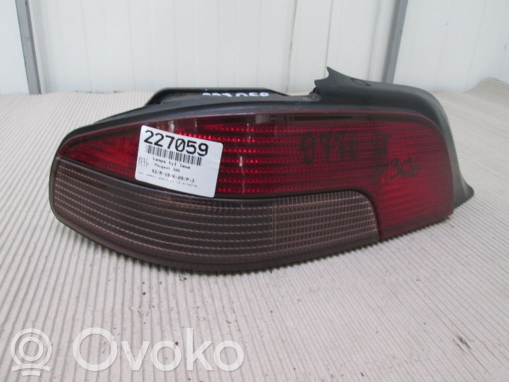 Mercedes-Benz 306 Luci posteriori