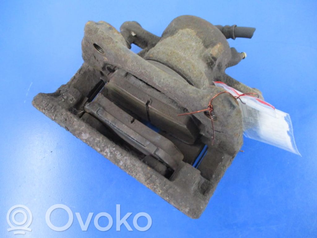 Caliper de freno delantero