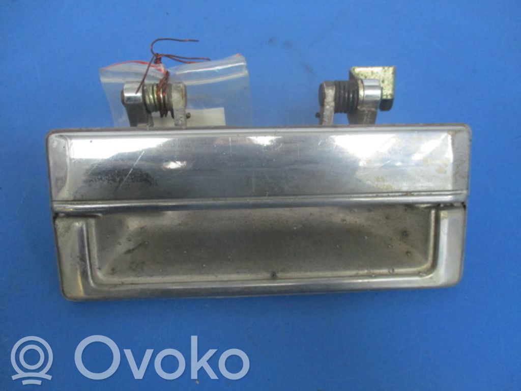 Manecilla externa puerta trasera