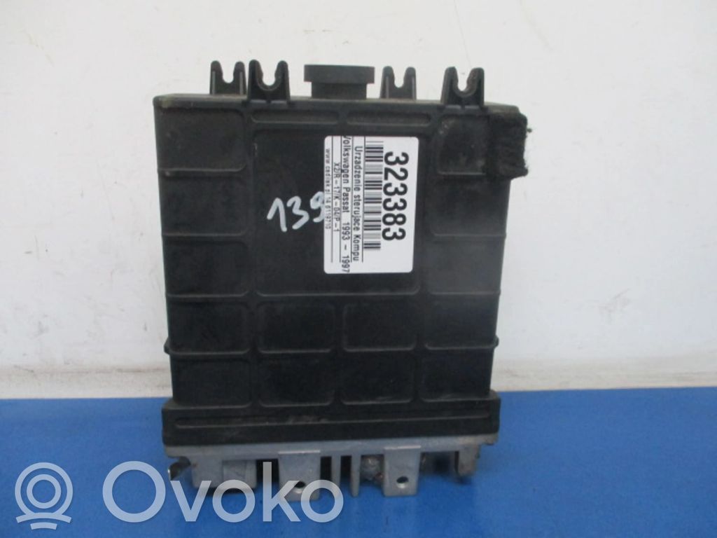 Volkswagen PASSAT B4 Engine control unit/module ECU 