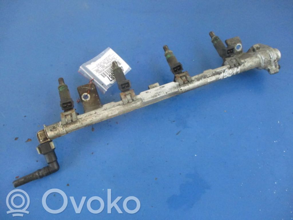 Ford Focus C-MAX Tuyau de conduite principale de carburant 