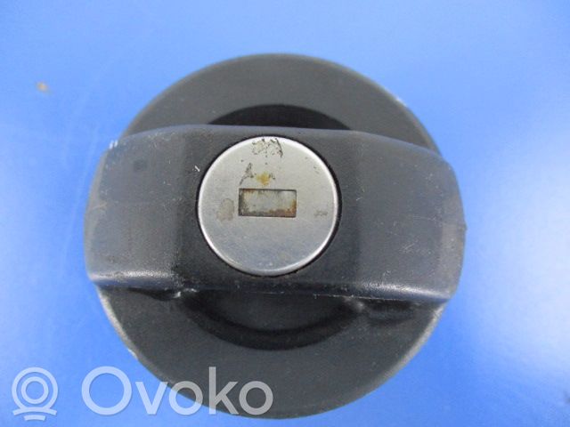 Volvo 440 Tubo e bocchettone per riempimento serbatoio del carburante 