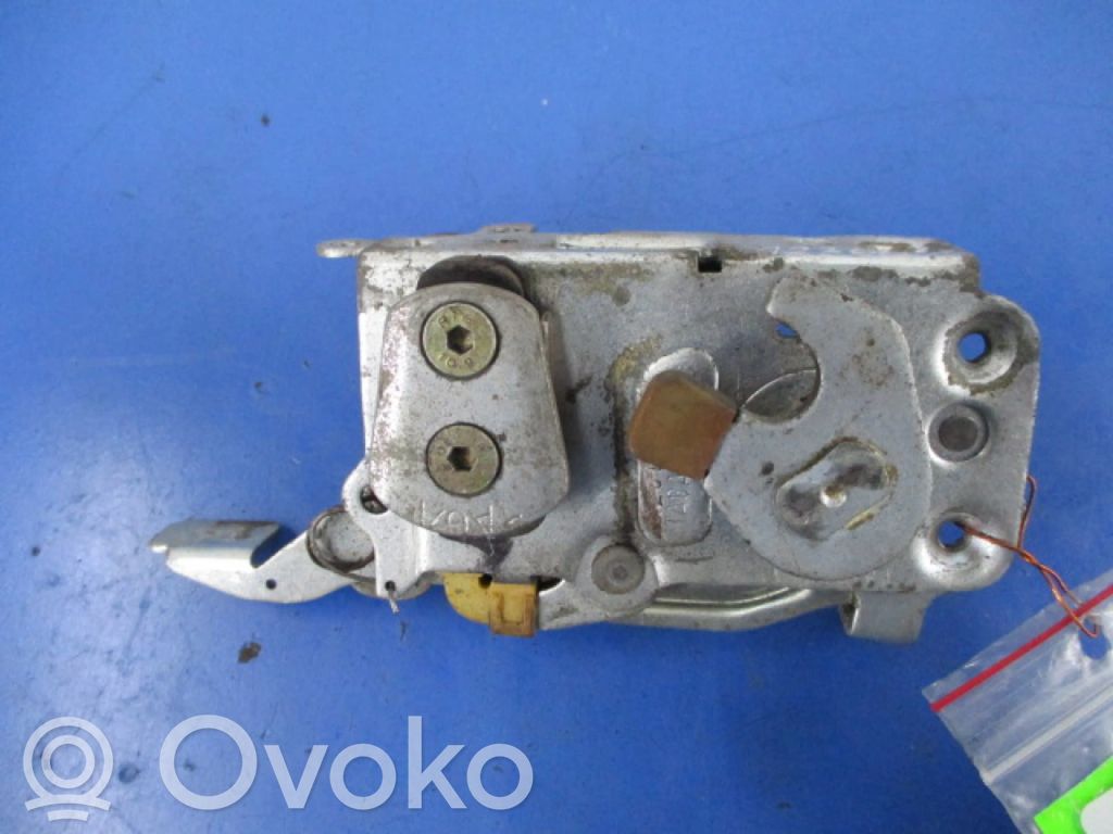 BMW 5 E12 Front door lock 