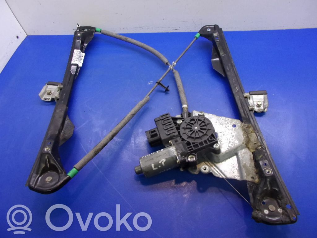 Ford Focus Elektryczny podnośnik szyby drzwi przednich 