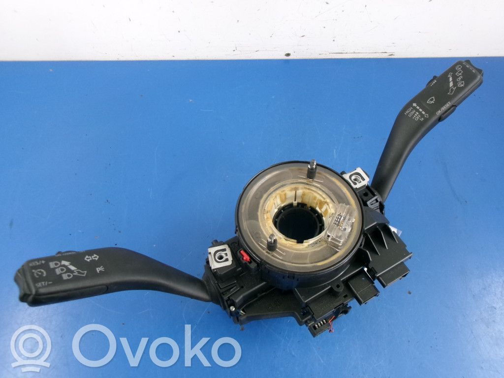 Skoda Octavia Mk2 (1Z) Autres commutateurs / boutons / leviers 