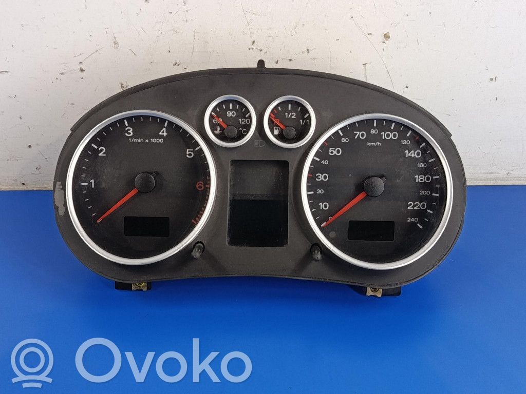 Audi A2 Speedometer (instrument cluster) 