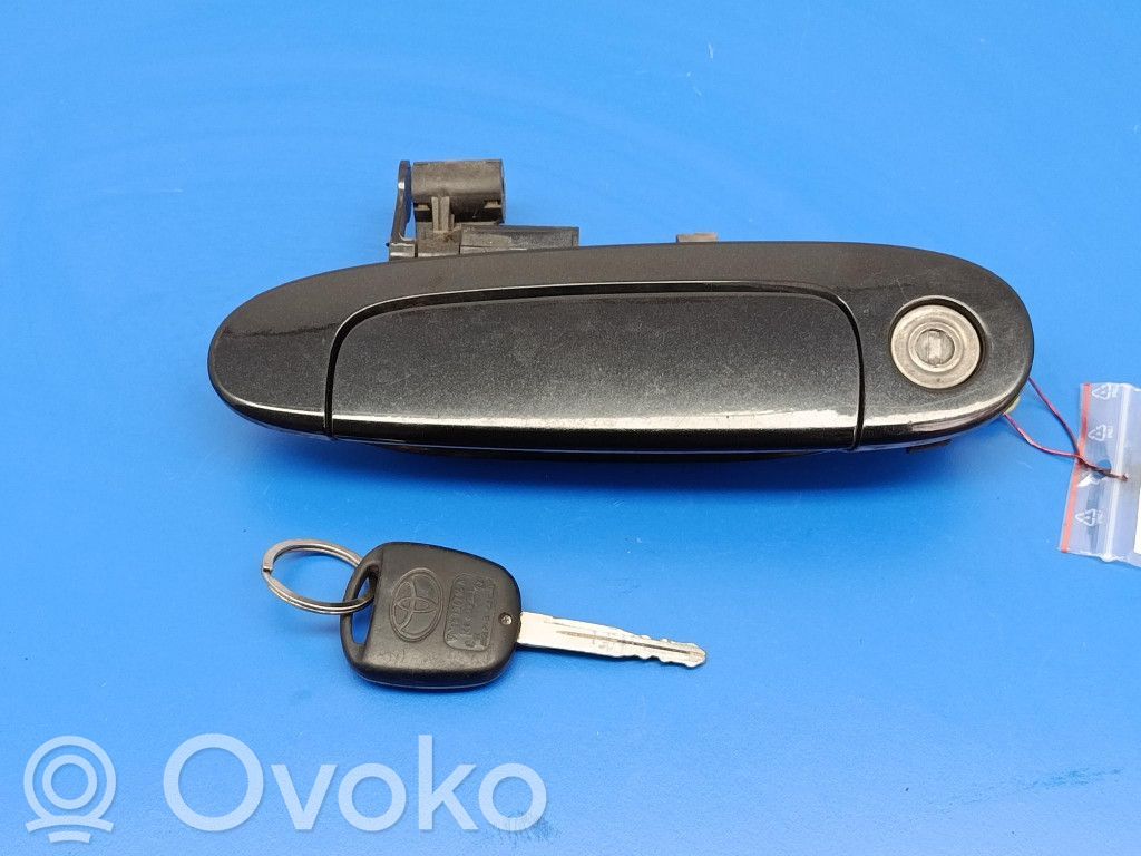 Etuoven ulkokahva