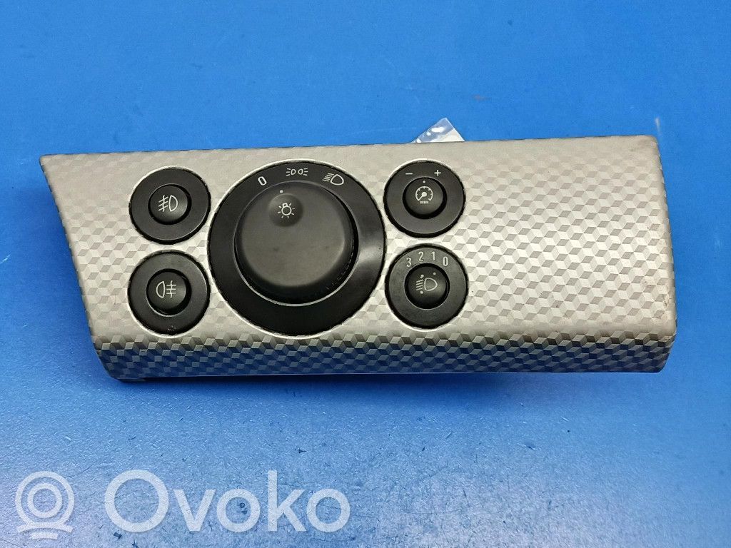 Opel Astra H Citu veidu instrumenti 
