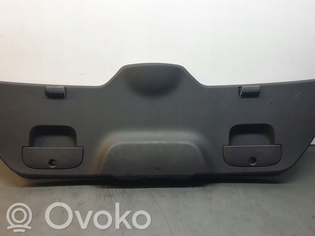Lancia Delta Rivestimento di protezione sottoporta del bagagliaio/baule 