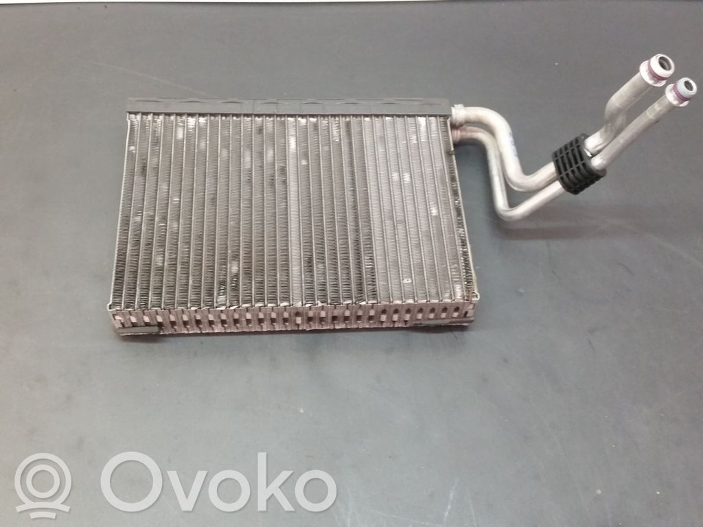 BMW 1 E81 E87 Mazais radiators 