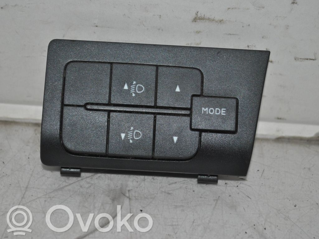 Headlight level height control switch   7355331110