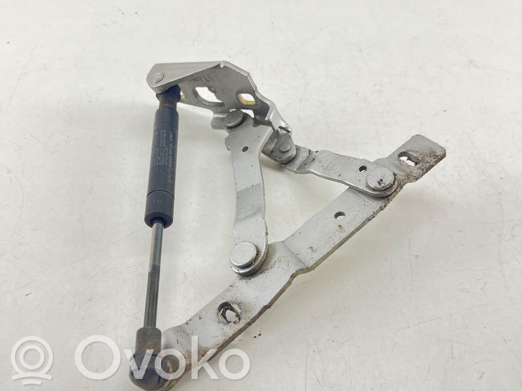 Porsche Boxster 986 Tailgate/trunk/boot hinge 