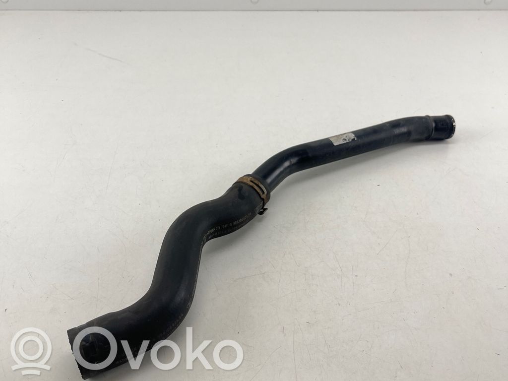 Porsche Boxster 986 Engine coolant pipe/hose 