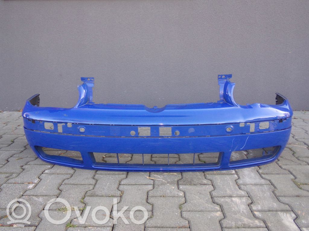 Volkswagen Golf IV Front bumper 
