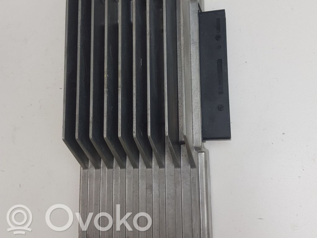 Garso stiprintuvas   8R1035223A