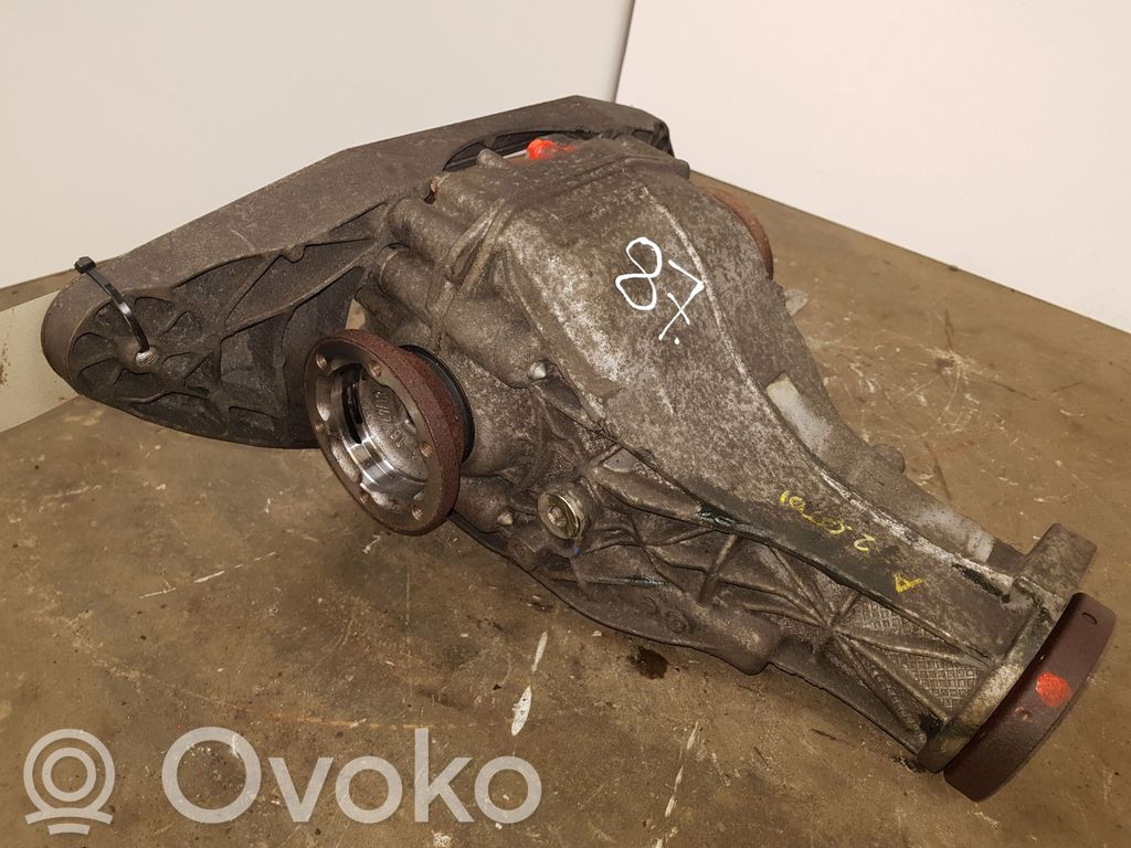 Audi A5 8T 8F Galinis reduktorius 