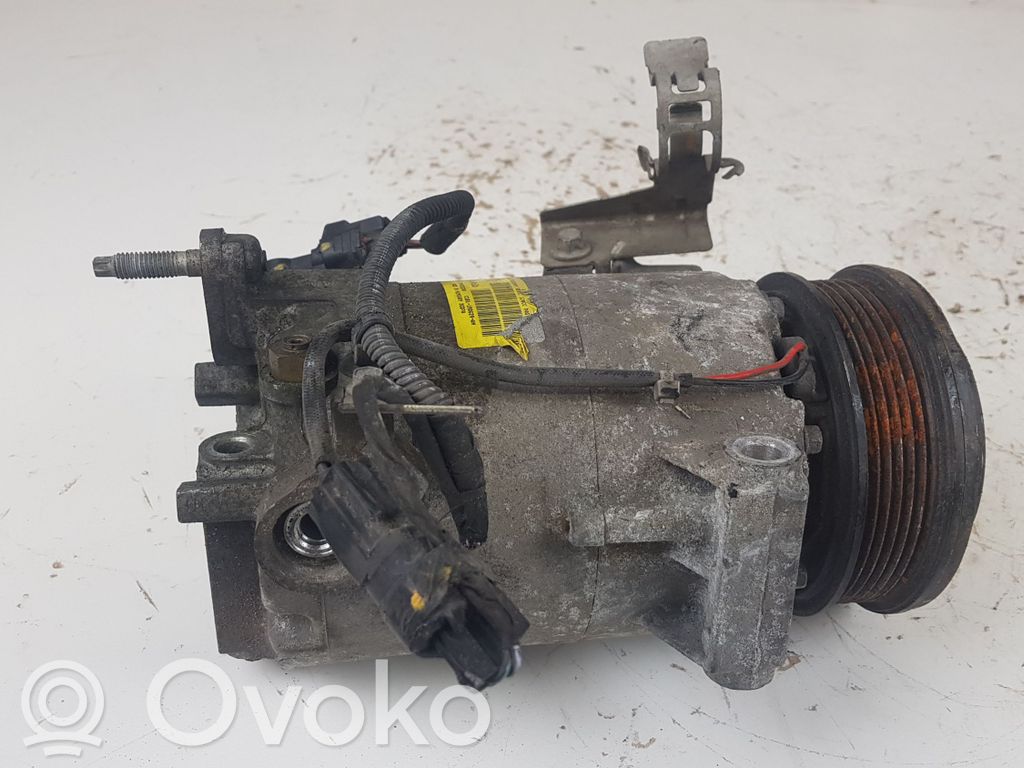 Ford Fiesta Klimakompressor Pumpe 