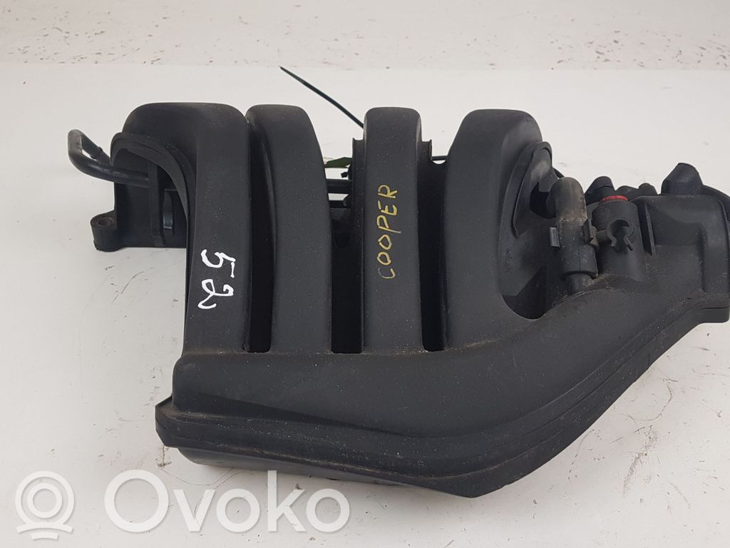 Kolektorius įsiurbimo   04777846AE