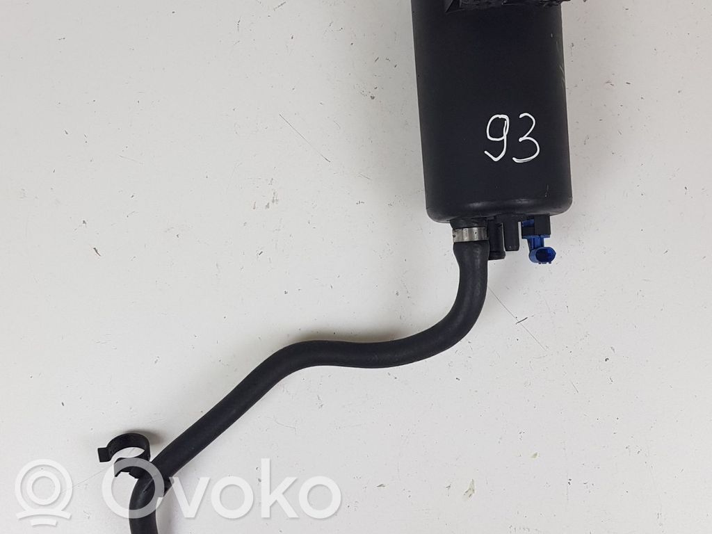 BMW 7 E65 E66 Ohjaustehostimen nestesäiliö 