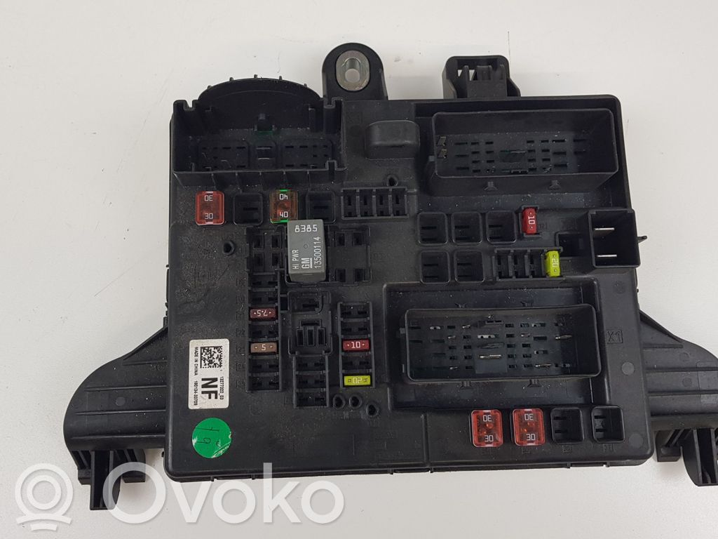 Opel Insignia A Módulo de fusible 