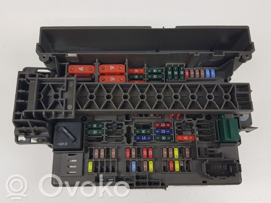 Module de fusibles   9154971,61149154971