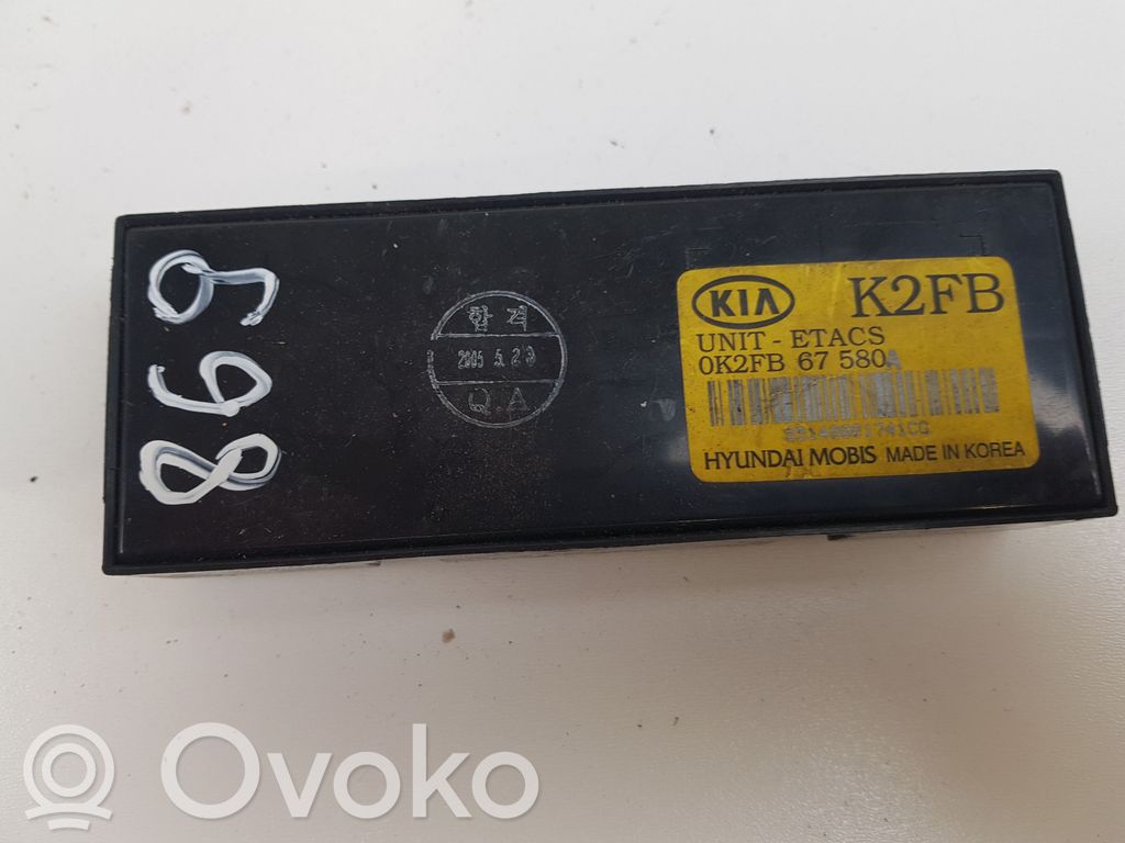 KIA Carens I Comfort/convenience module 