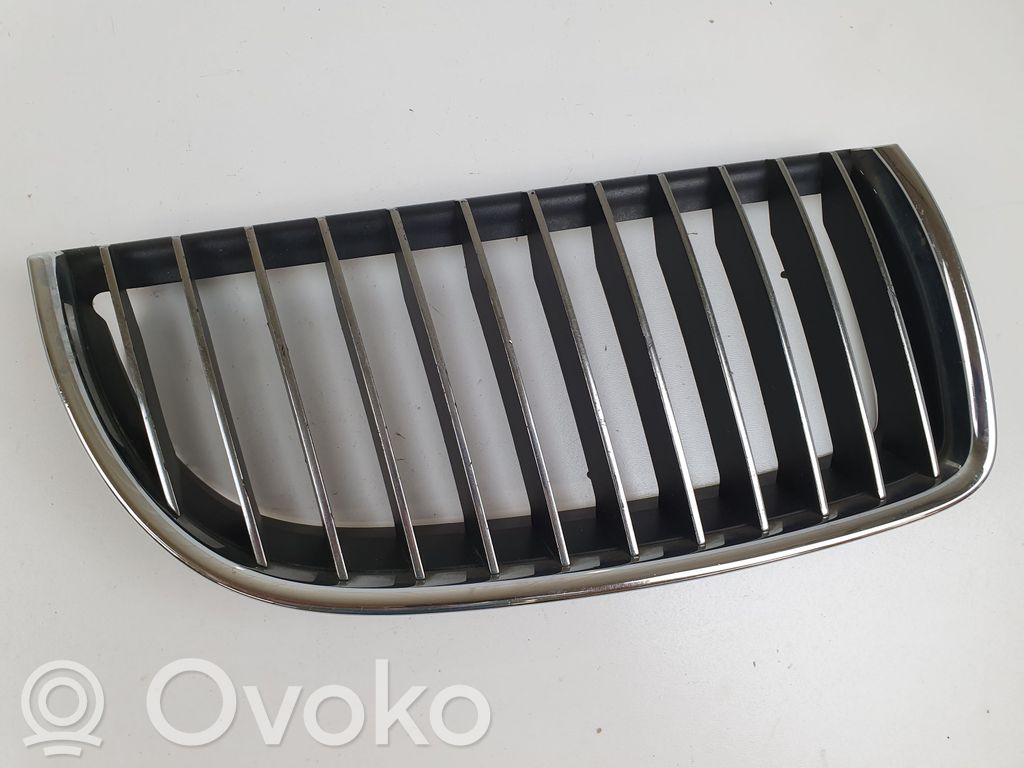 Front bumper upper radiator grill   7120010