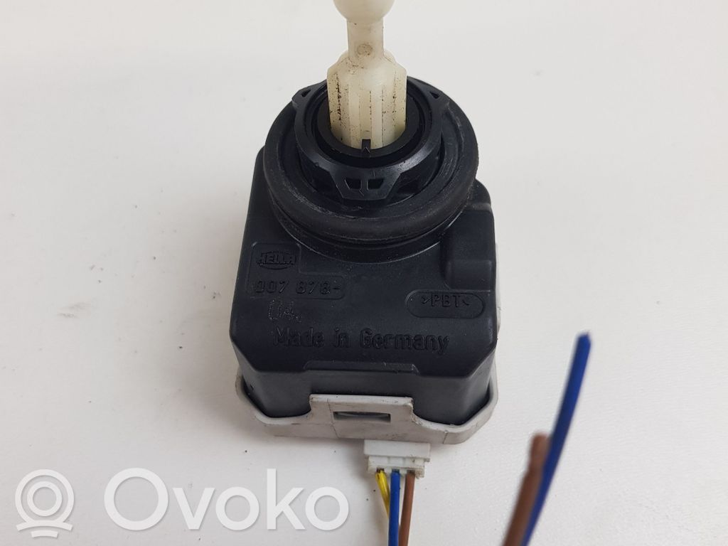Ford Focus Headlight level adjustment motor 