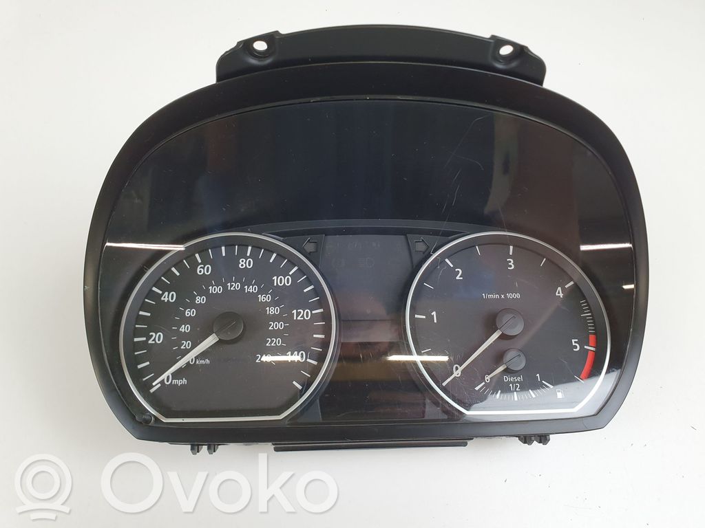 BMW 1 E81 E87 Spidometrs (instrumentu panelī) 
