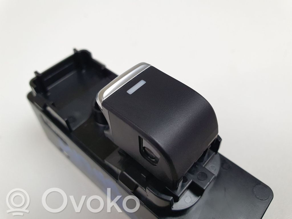 Mazda 6 Electric window control switch 