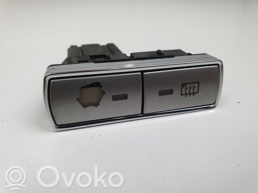 Ford S-MAX Windscreen/window heater switch 