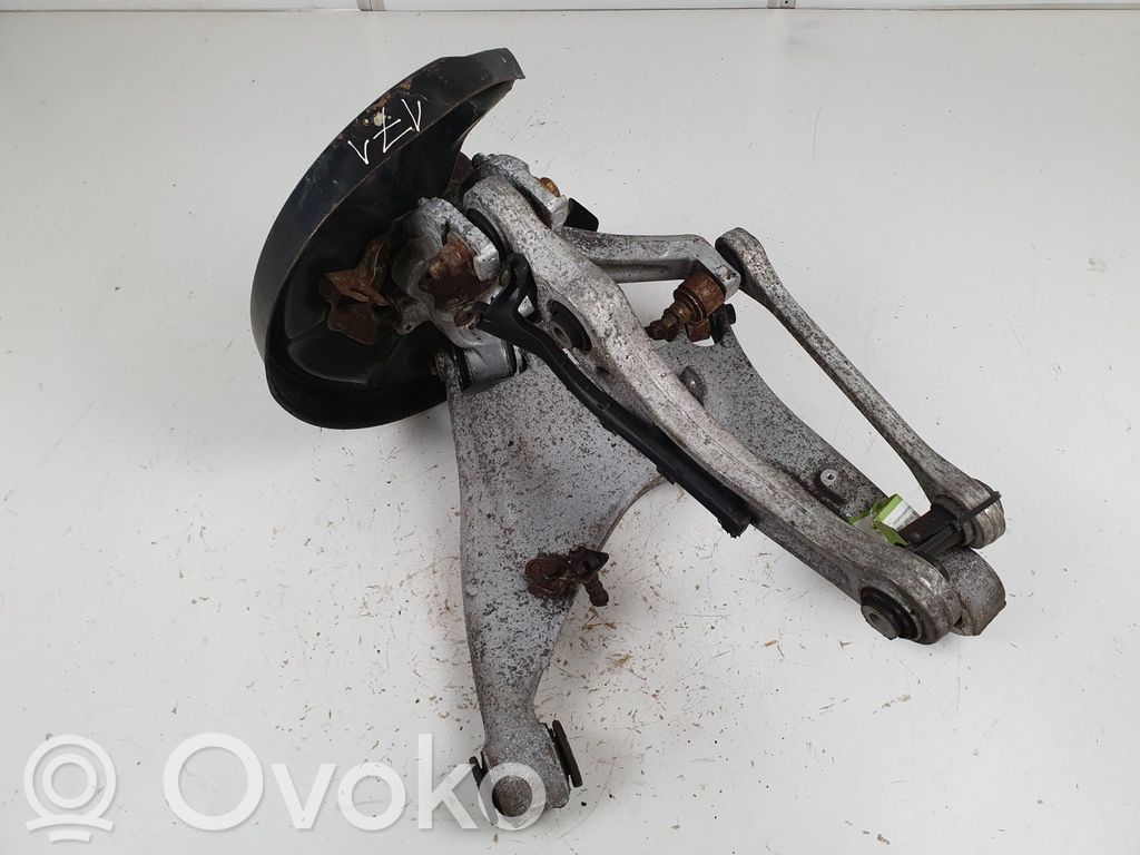 Pivot de moyeu arrière   4E0615612A,4E0511512