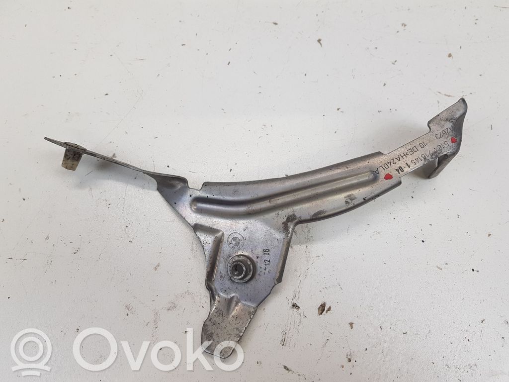 BMW 5 E60 E61 Fender mounting bracket 