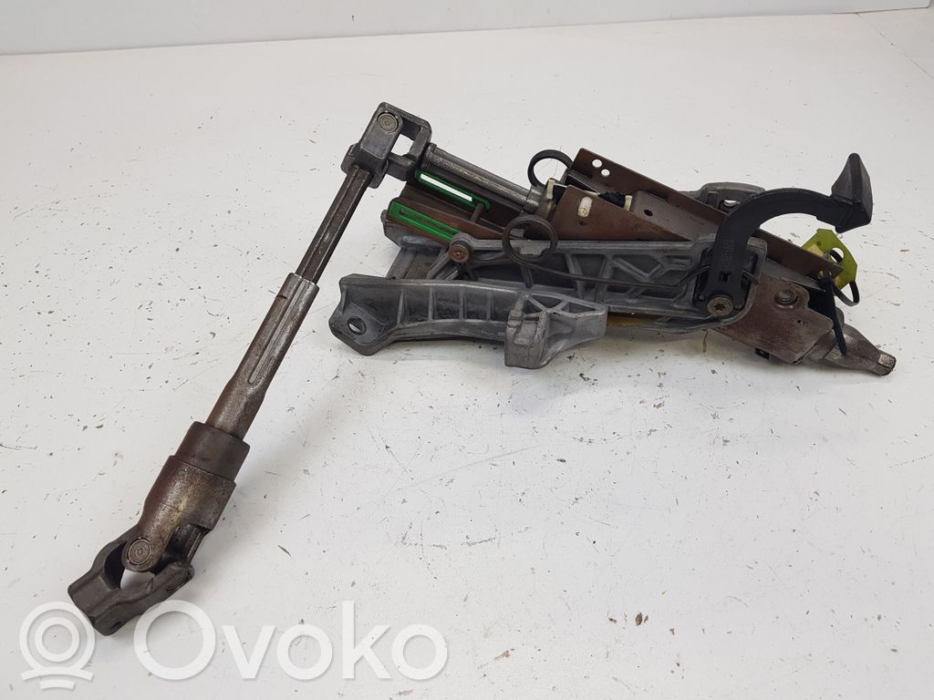 Steering wheel axle   KPRZG511361H