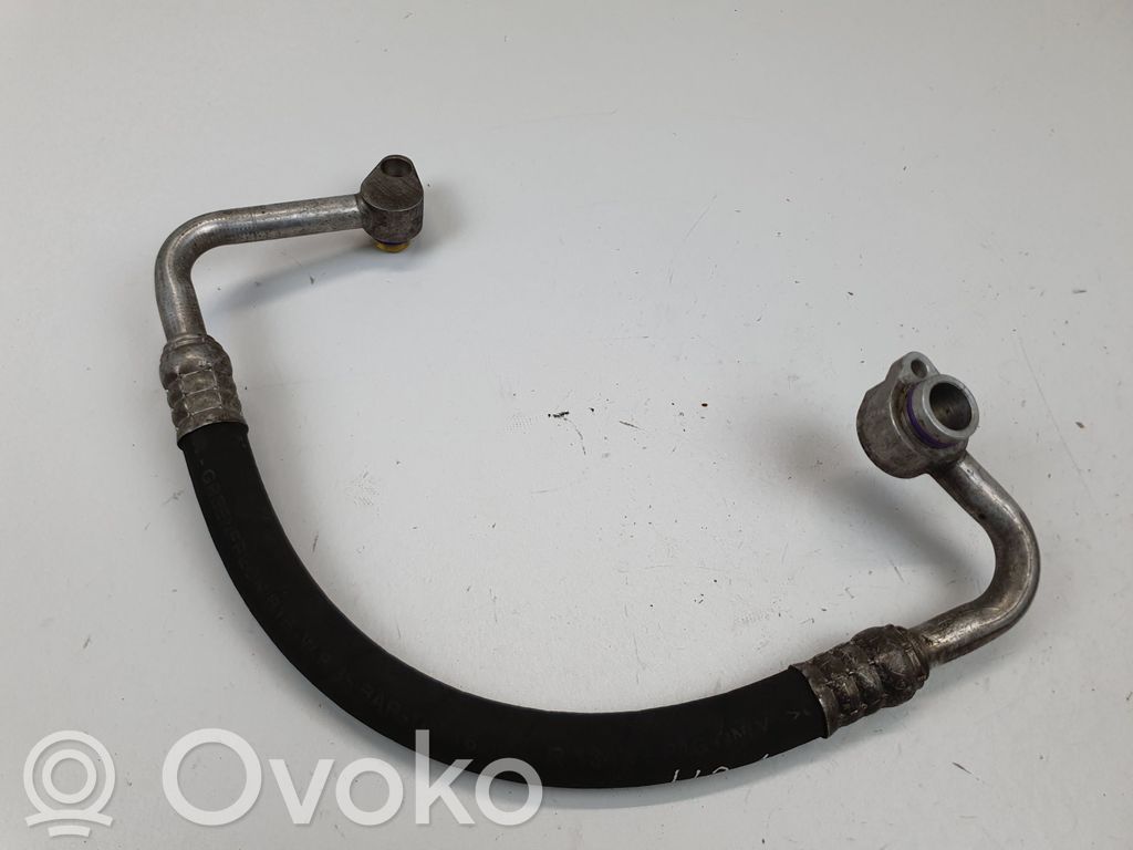 Audi A8 S8 D3 4E Ilmastointilaitteen putki (A/C) 