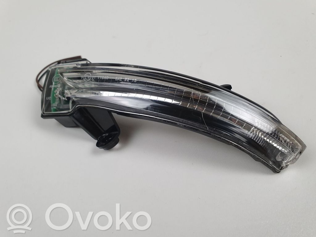 Renault Megane IV Mirror indicator light 