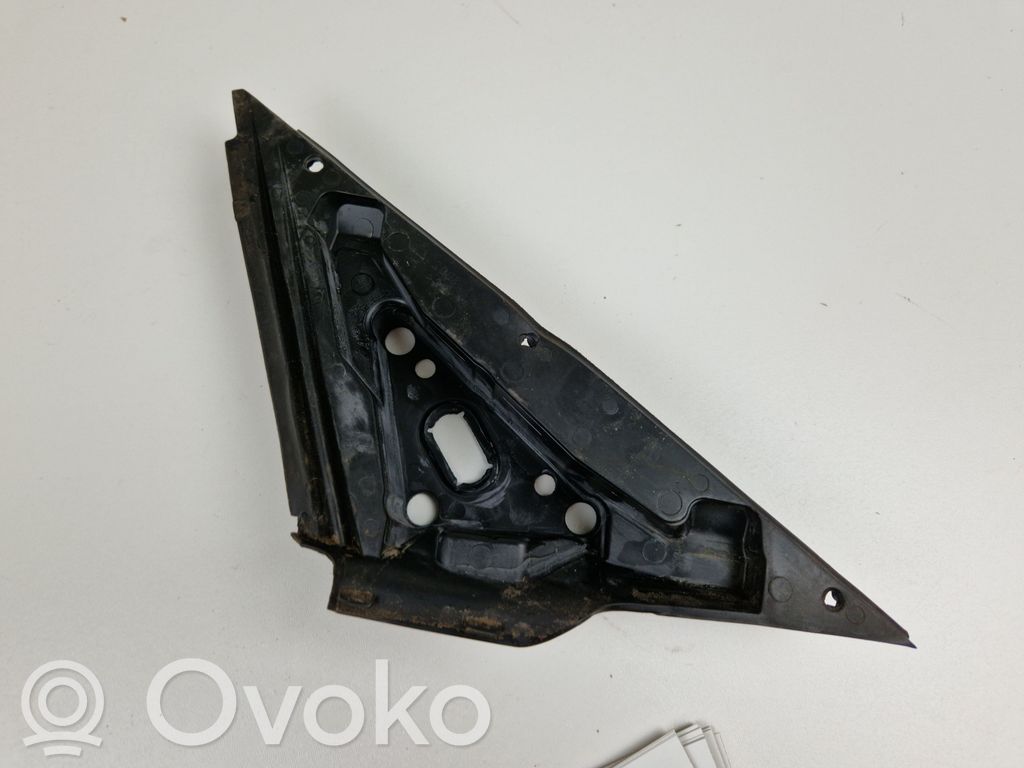 Element lusterka bocznego drzwi przednich   21615002