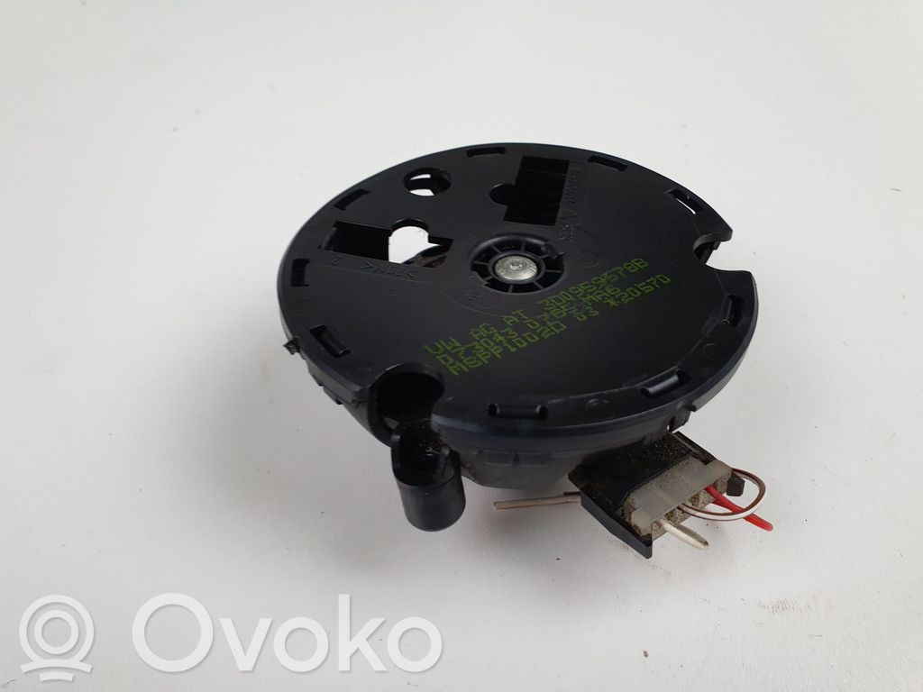 Volkswagen Golf Plus Element lusterka bocznego drzwi przednich 