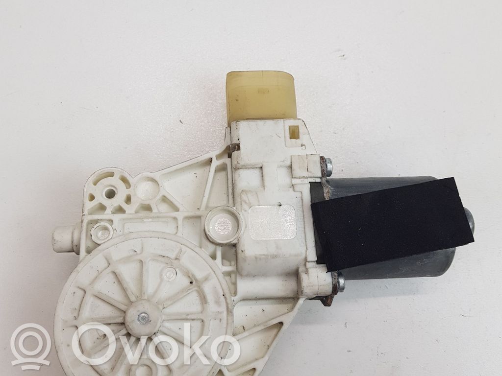 BMW 3 E92 E93 Front door window regulator motor 