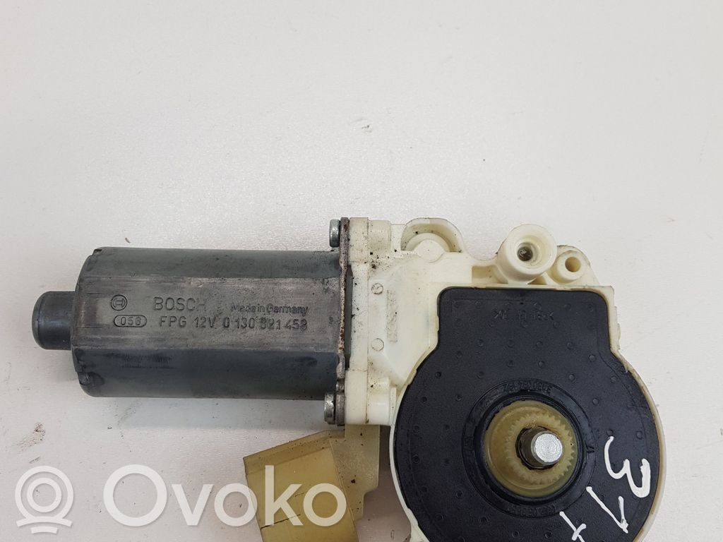 BMW 5 E60 E61 Front door window regulator motor 