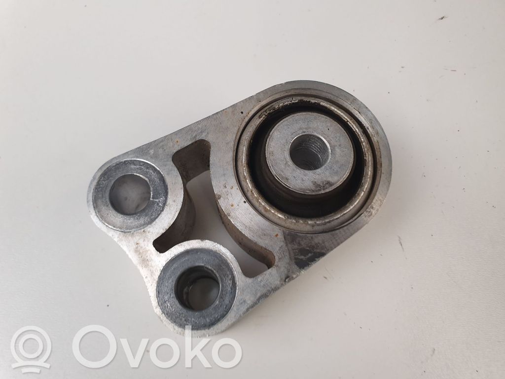 Engine mount bracket   32298481