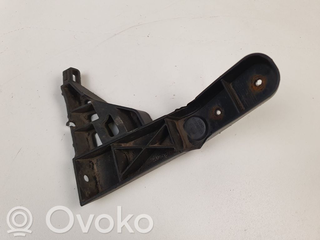 Opel Astra J Rear bumper mounting bracket 