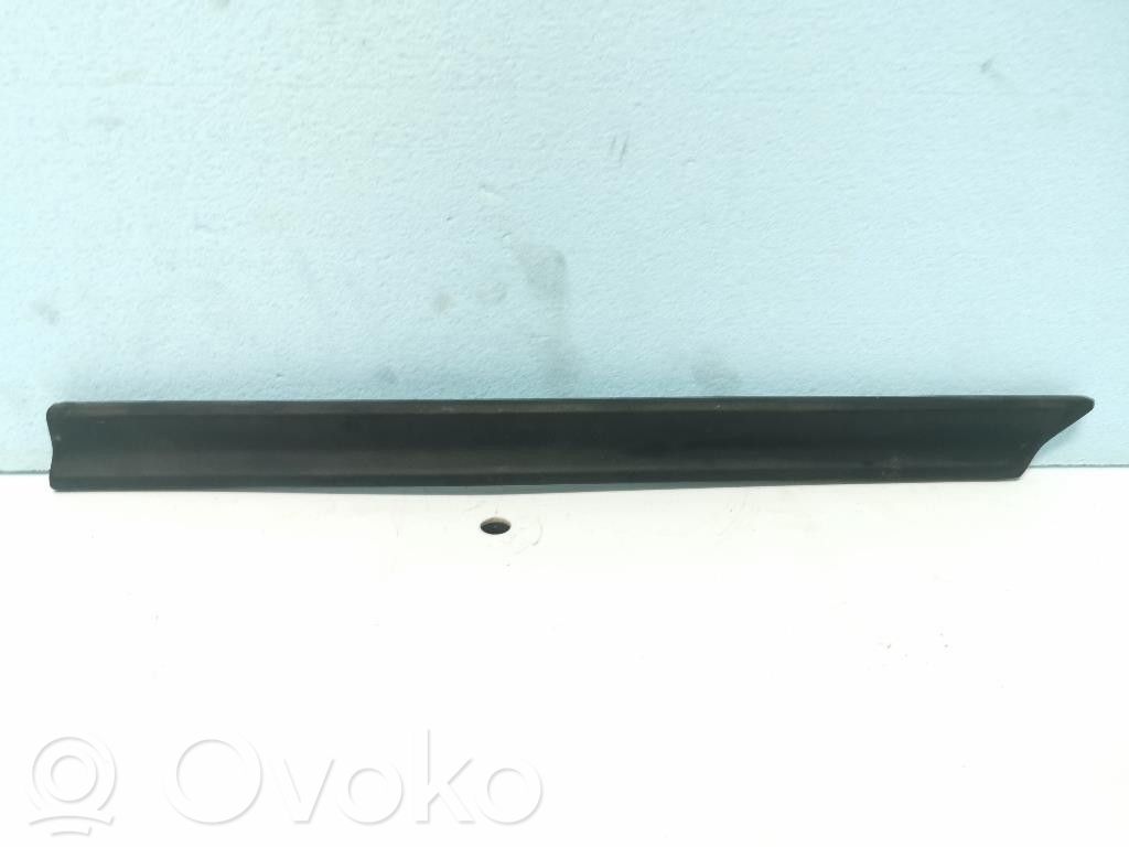 Fiat Uno Front arch trim 