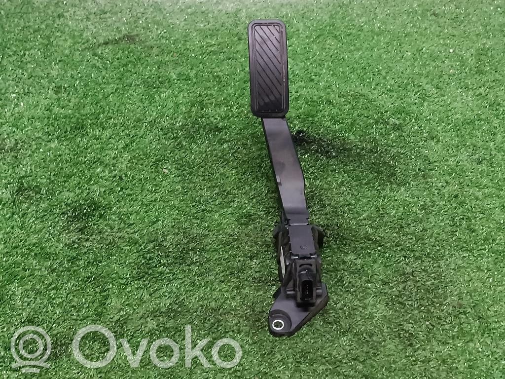Ford Fiesta Pedał gazu / przyspieszenia 