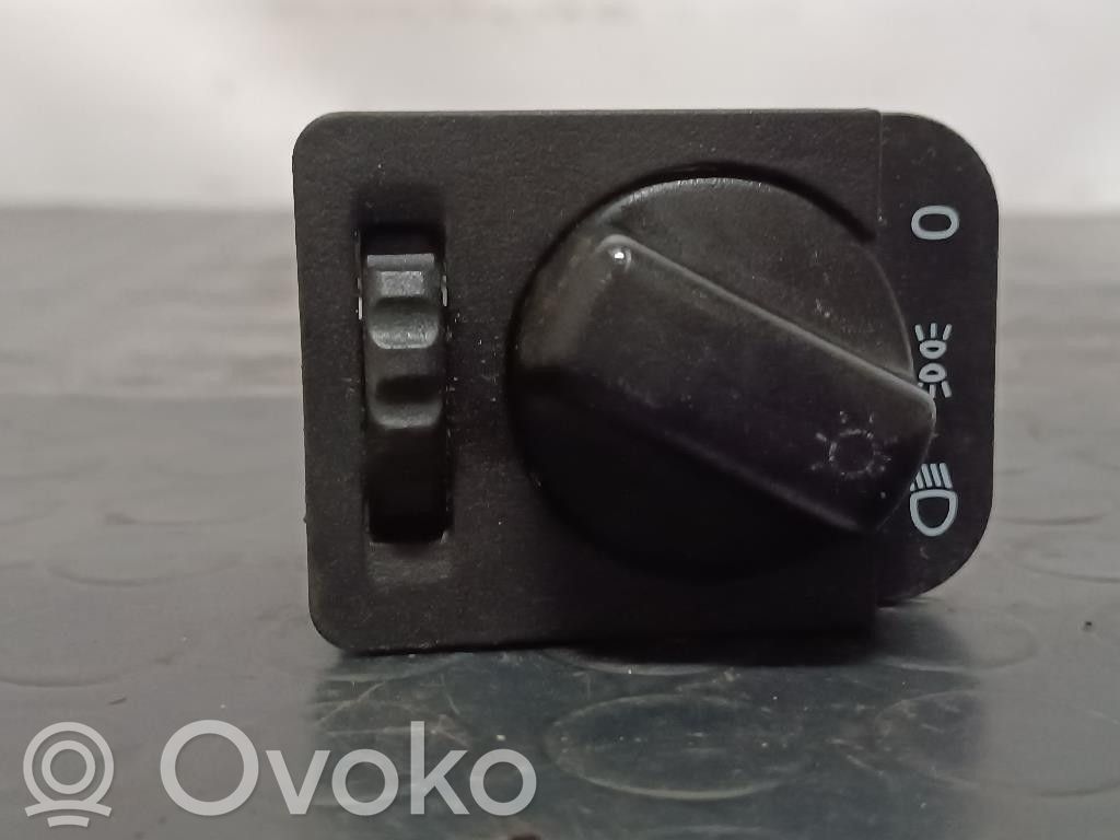 Opel Corsa B Light switch 
