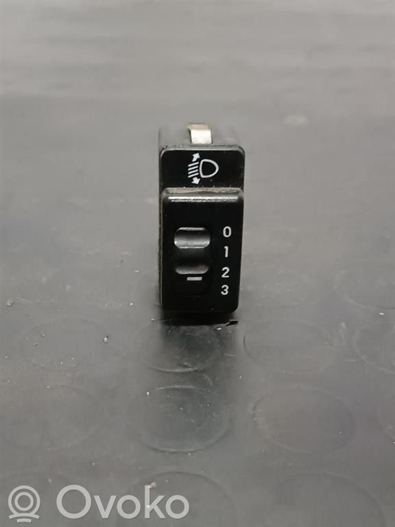 Opel Corsa B Headlight level height control switch 