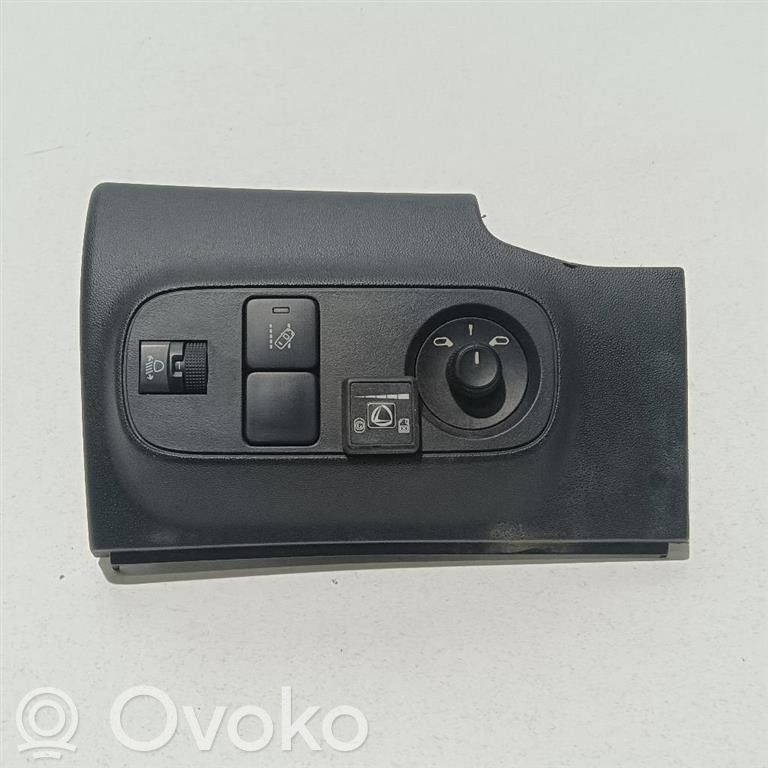 Citroen C3 A set of switches 