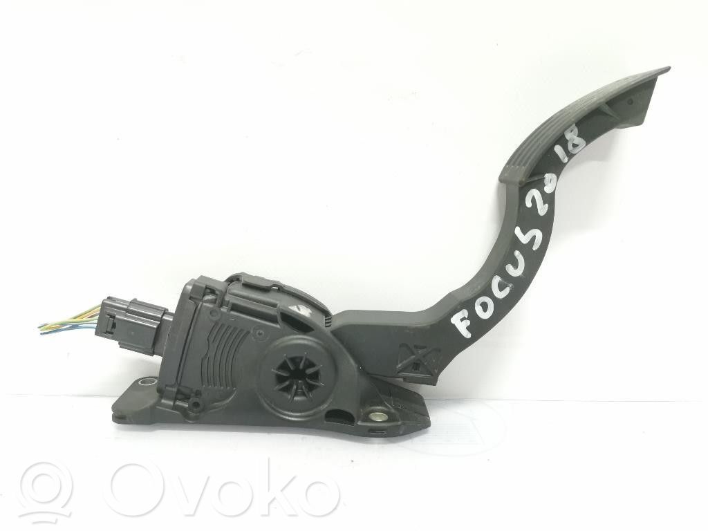 Accelerator throttle pedal   1850586,1850586